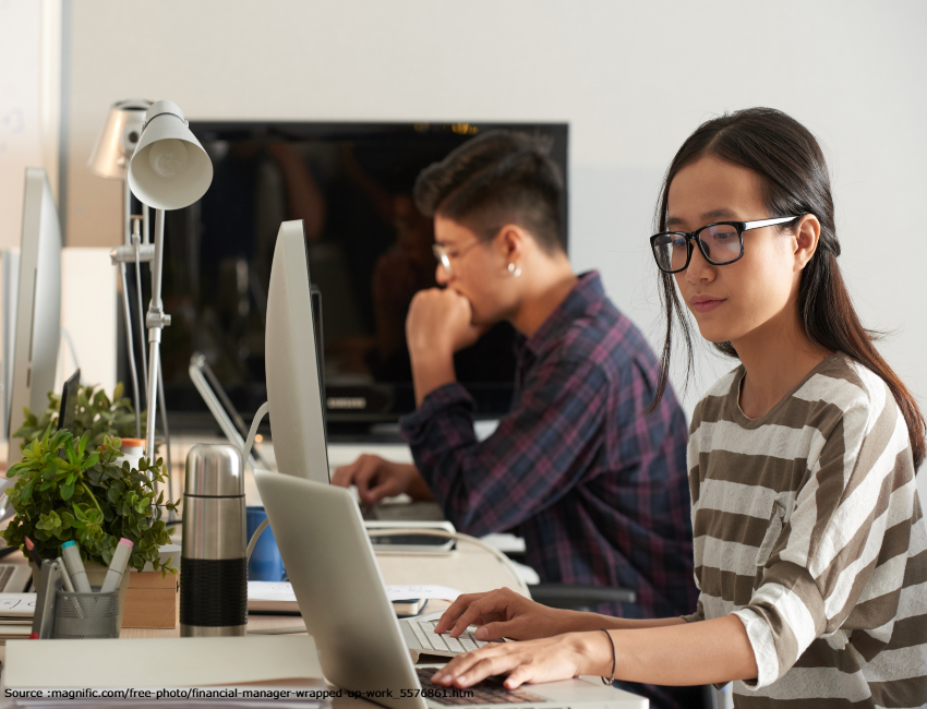 Perbedaan WordPress vs Laravel 2026, Pilih yang Mana